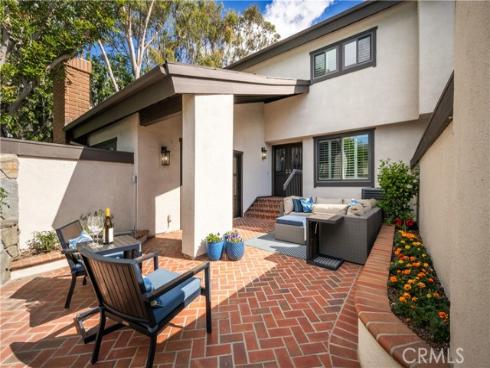 570  Old Ranch  17  Road, Seal Beach, CA