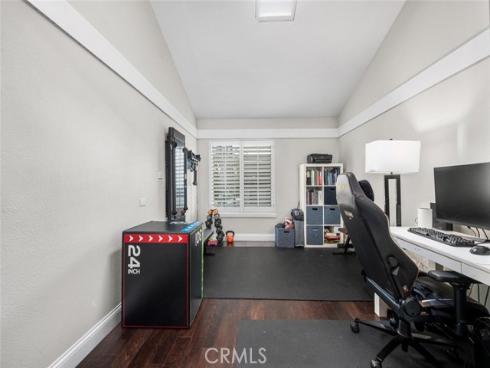 570  Old Ranch  17  Road, Seal Beach, CA