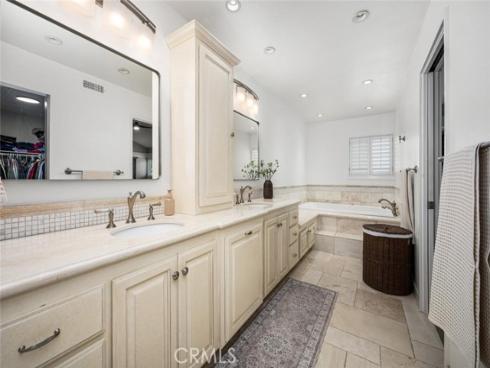 570  Old Ranch  17  Road, Seal Beach, CA