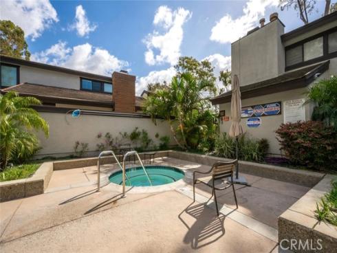 570  Old Ranch  17  Road, Seal Beach, CA