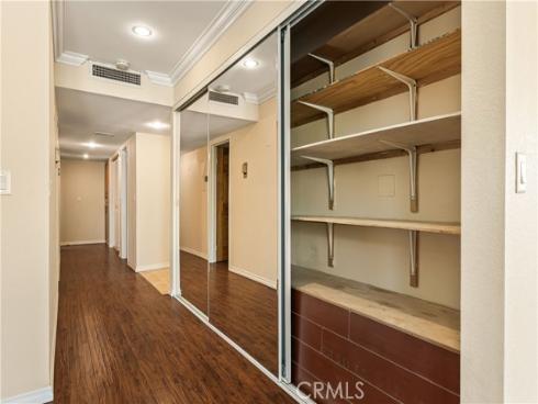 12300  Montecito  42  Road, Seal Beach, CA