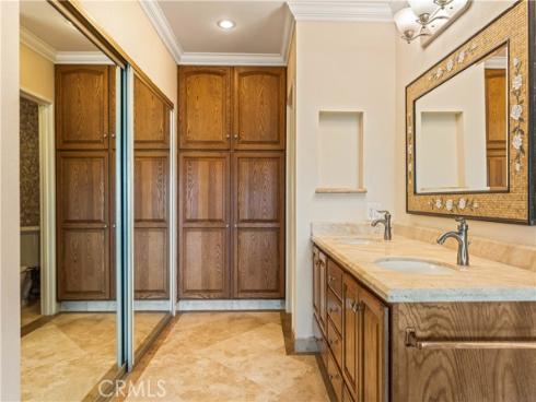 12300  Montecito  42  Road, Seal Beach, CA