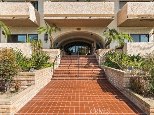 12300  Montecito  42  Road, Seal Beach, CA