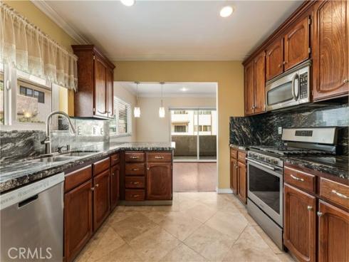 12300  Montecito  42  Road, Seal Beach, CA