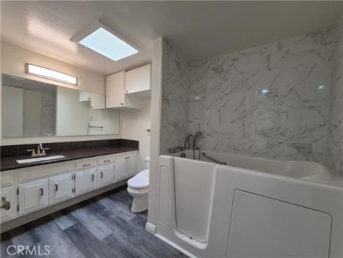13701 Annandale Dr, 16z 16Z Drive, Seal Beach, CA