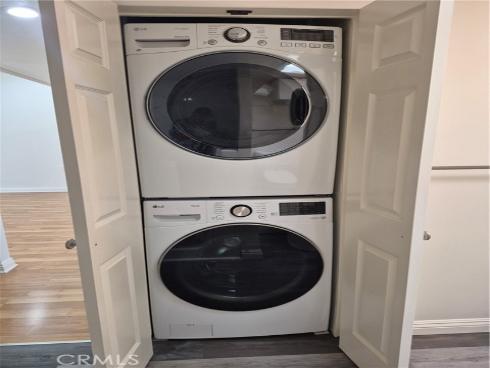 13701  Annandale Dr, 16z  16Z  DriveM1-16Z, Seal Beach, CA