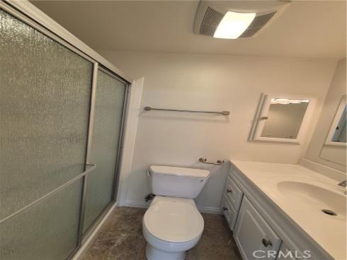 13701  Annandale Dr, 16z  16Z  DriveM1-16Z, Seal Beach, CA