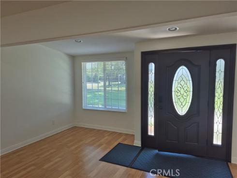 13701  Annandale Dr, 16z  16Z  DriveM1-16Z, Seal Beach, CA