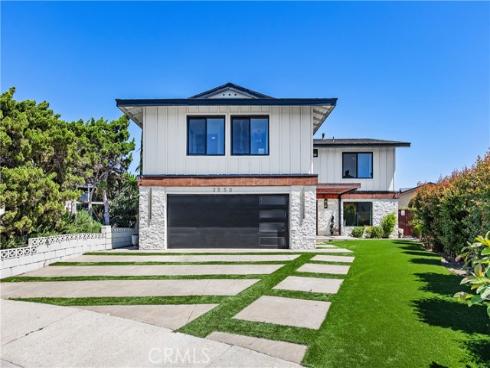 3550 Goldenrod Circle