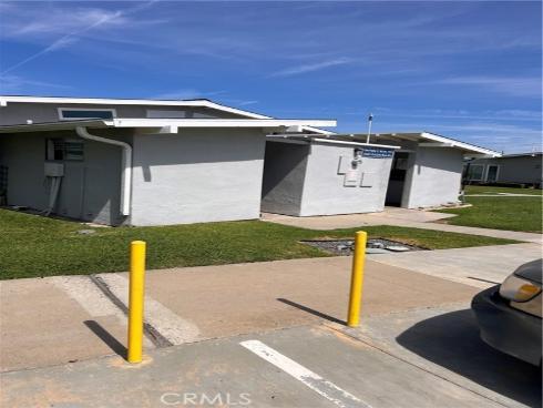 1562  Golden Rain  44C  M2, Seal Beach, CA