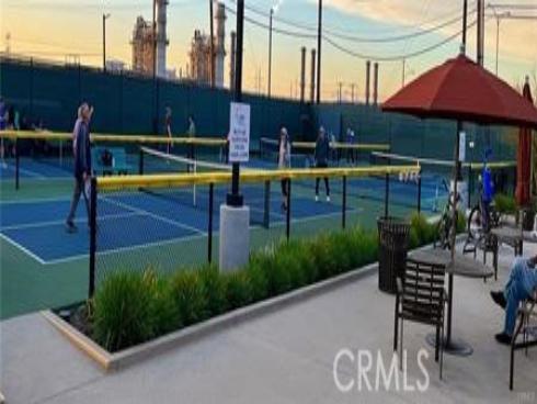 1562  Golden Rain  44C  M2, Seal Beach, CA