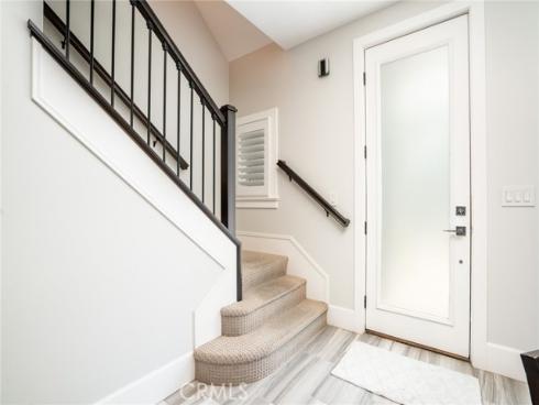 129  Dolphin  , Seal Beach, CA