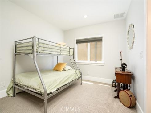 129  Dolphin  , Seal Beach, CA