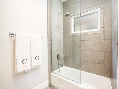 129  Dolphin  , Seal Beach, CA