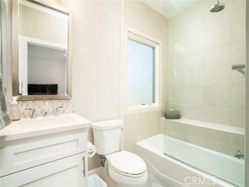 129  Dolphin  , Seal Beach, CA