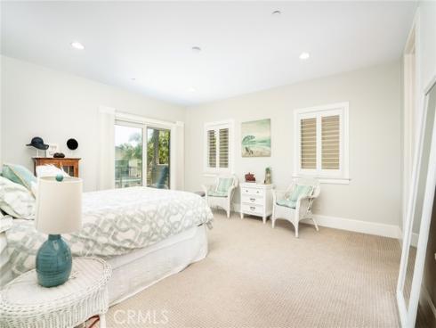 129  Dolphin  , Seal Beach, CA