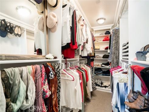 129  Dolphin  , Seal Beach, CA