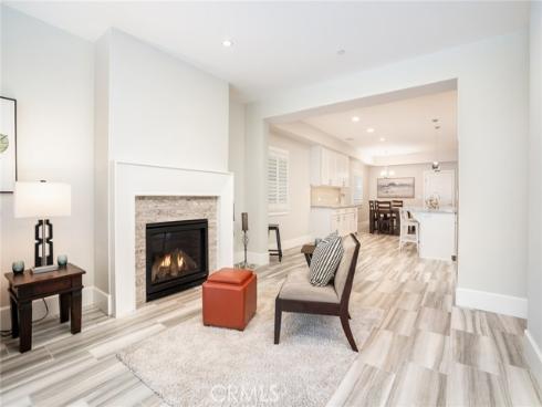 129  Dolphin  , Seal Beach, CA