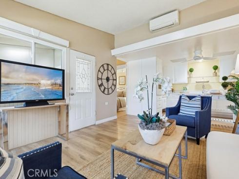 1121  Northwood  237D M9  Road, Seal Beach, CA