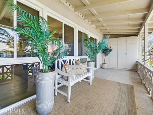 1121  Northwood  237D M9  Road, Seal Beach, CA