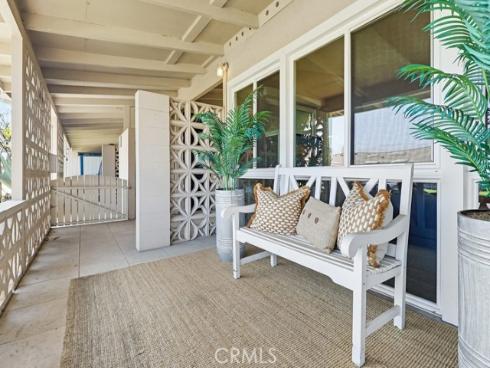 1121  Northwood  237D M9  Road, Seal Beach, CA