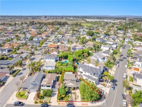 1709  Harbor   Way, Seal Beach, CA
