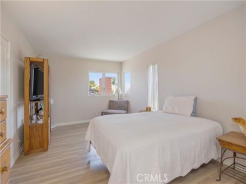 1709  Harbor   Way, Seal Beach, CA