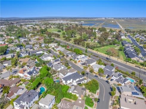1709  Harbor   Way, Seal Beach, CA