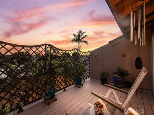 377  Galleon Way  , Seal Beach, CA