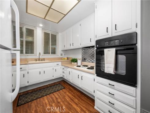 1841  Mckinney  24G  WayM15, Seal Beach, CA