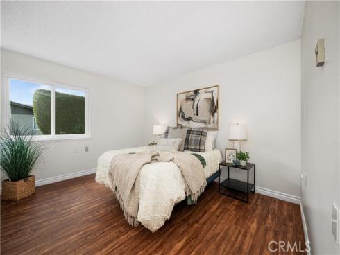 1841  Mckinney  24G  WayM15, Seal Beach, CA