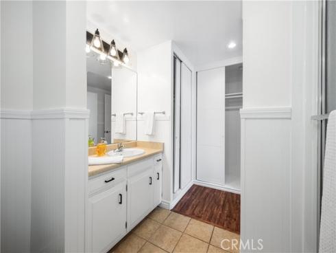 1841  Mckinney  24G  WayM15, Seal Beach, CA