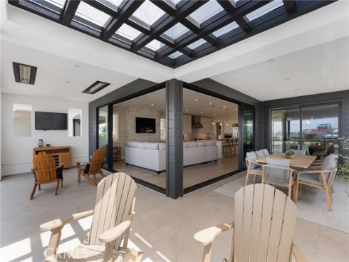 205  Ocean   Place, Seal Beach, CA