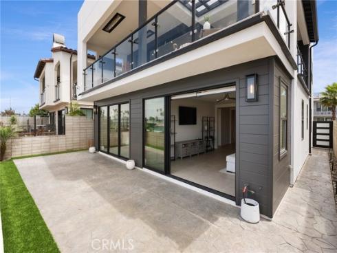 205  Ocean   Place, Seal Beach, CA