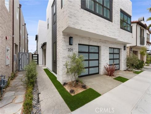 205  Ocean   Place, Seal Beach, CA