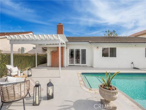 4657  Hazelnut   Avenue, Seal Beach, CA