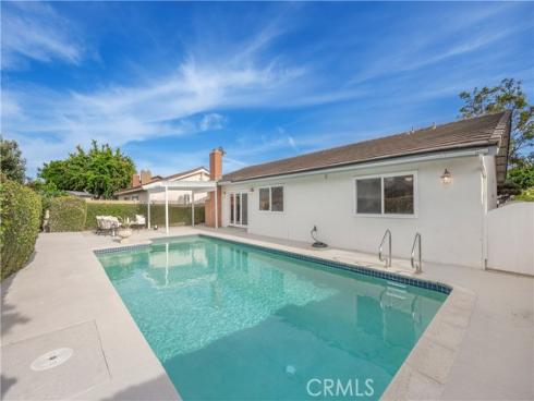 4657  Hazelnut   Avenue, Seal Beach, CA