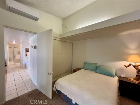 1571 Golden Rain Rd., M5-118i , Seal Beach, CA