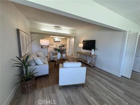 13671 Annandale Dr., M1-10f , Seal Beach, CA