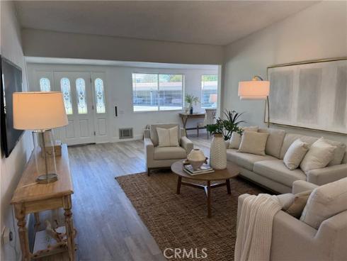 13671 Annandale Dr., M1-10f , Seal Beach, CA