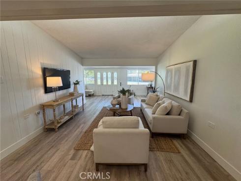 13671 Annandale Dr., M1-10f , Seal Beach, CA