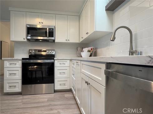 13671 Annandale Dr., M1-10f , Seal Beach, CA