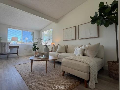13671 Annandale Dr., M1-10f , Seal Beach, CA