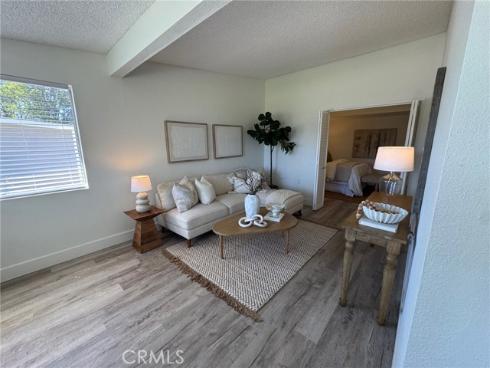 13671 Annandale Dr., M1-10f , Seal Beach, CA