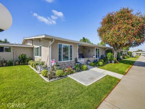 1290 Northwood Road , Seal Beach, CA