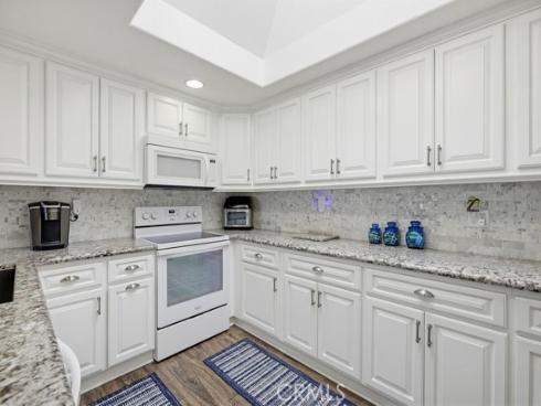 1290 Northwood Road , Seal Beach, CA