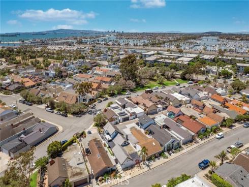 455  Galleon  , Seal Beach, CA