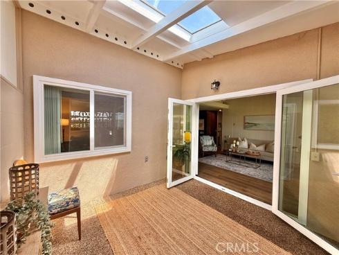 13560 Medinac 102B Lane, Seal Beach, CA