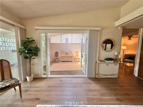 13560 Medinac 102B Lane, Seal Beach, CA