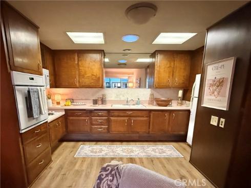 13560 Medinac 102B Lane, Seal Beach, CA
